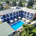 çınar Butik 3*