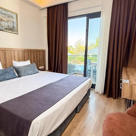 Отель Cinar Butik 3*